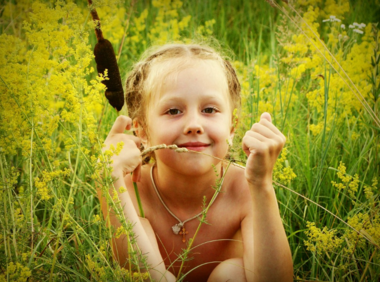 兩周歲的孩子就是不愿意講話是怎么回事 為什么孩子不說話