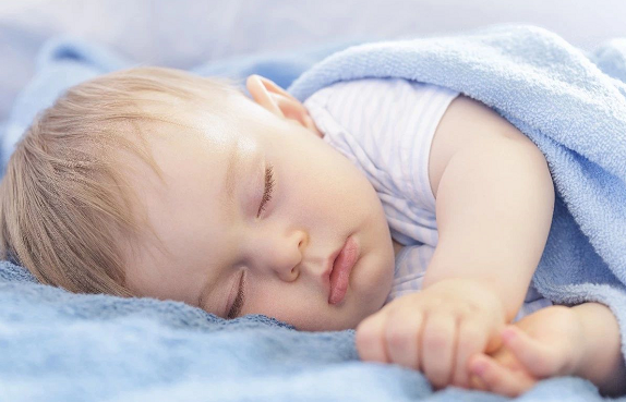 寶寶午睡最佳時間 如何幫寶寶養成午睡習慣 寶寶午睡最佳時間 如何幫寶寶養成午睡習慣