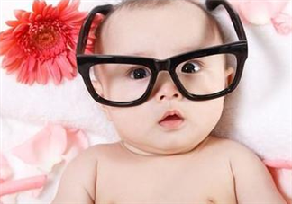 如何發現孩子的眼睛有問題 有效控制近視的方法