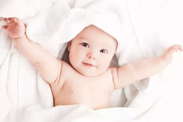 矯正頭盔幾歲之前能用 寶寶多大可以用矯正頭盔