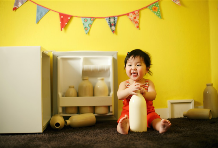 小寶寶在口欲期的時候應(yīng)該如何干涉他 怎么陪他安穩(wěn)度過口欲期 小寶寶在口欲期的時候應(yīng)該如何干涉他 怎么陪他安穩(wěn)度過口欲期