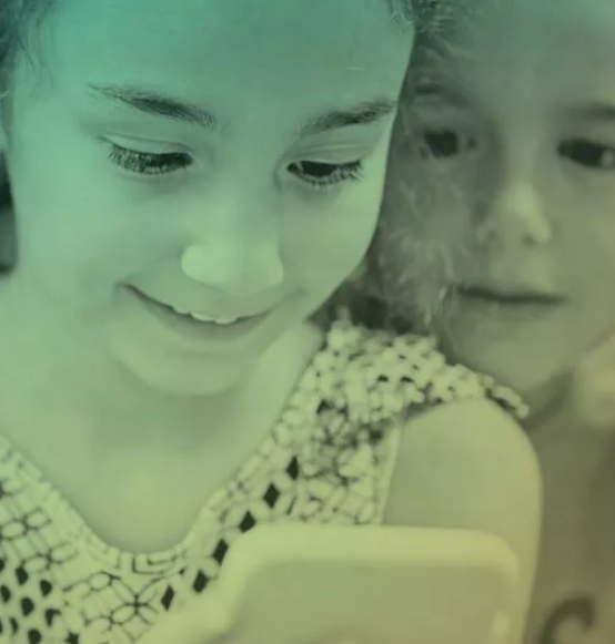 寶寶2歲前不應看電子屏幕 2歲前看電子屏幕有什么影響