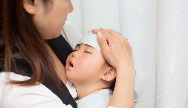 孩子發(fā)燒不能吃雞蛋嗎 孩子發(fā)燒吃雞蛋會影響退燒嗎 孩子發(fā)燒不能吃雞蛋嗎 孩子發(fā)燒吃雞蛋會影響退燒嗎