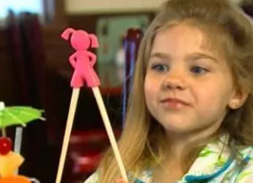 兒童訓練筷的使用方法 用兒童訓練筷好不好