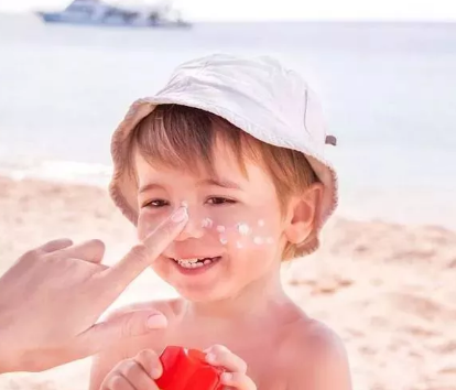 寶寶多大可以抹防曬霜了 寶寶防曬霜哪款更好
