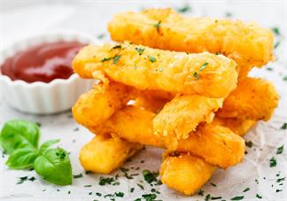 孩子特別愛吃零食會積食嗎 孩子愛吃零食不吃飯正不正常