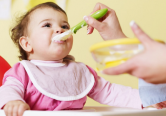 十一個月寶寶吃幾餐輔食 11個月寶寶輔食安排