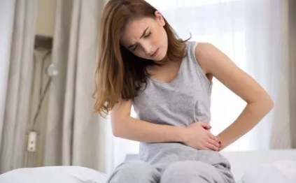 輸卵管積水怎么影響懷孕的 輸卵管積水受精困難真的嗎