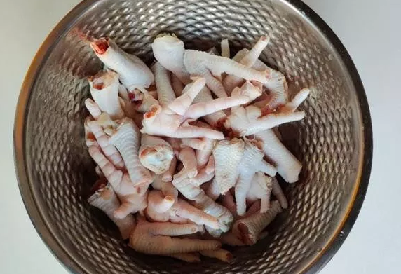 孕晚期孕婦能吃雞爪嗎 孕婦吃雞爪好不好