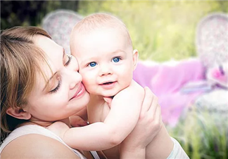 怎么檢測寶寶聽力發育是否正常 促進新生兒聽力發育