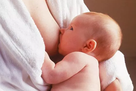 哺乳期大小奶怎么調整 哺乳期怎么預防大小奶 哺乳期大小奶怎么調整 哺乳期怎么預防大小奶