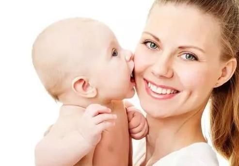 漲奶發炎是怎么回事 漲奶期奶發炎怎么處理 漲奶發炎是怎么回事 漲奶期奶發炎怎么處理