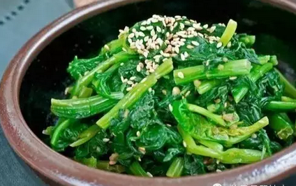 夏天孩子不愛吃飯?jiān)趺崔k 孩子不愛吃飯?jiān)趺磻?yīng)對(duì)