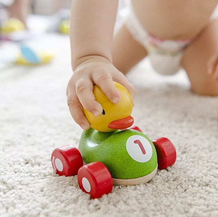 寶寶夏季適合穿紙尿褲還是開襠褲 夏季寶寶穿開襠褲的危害