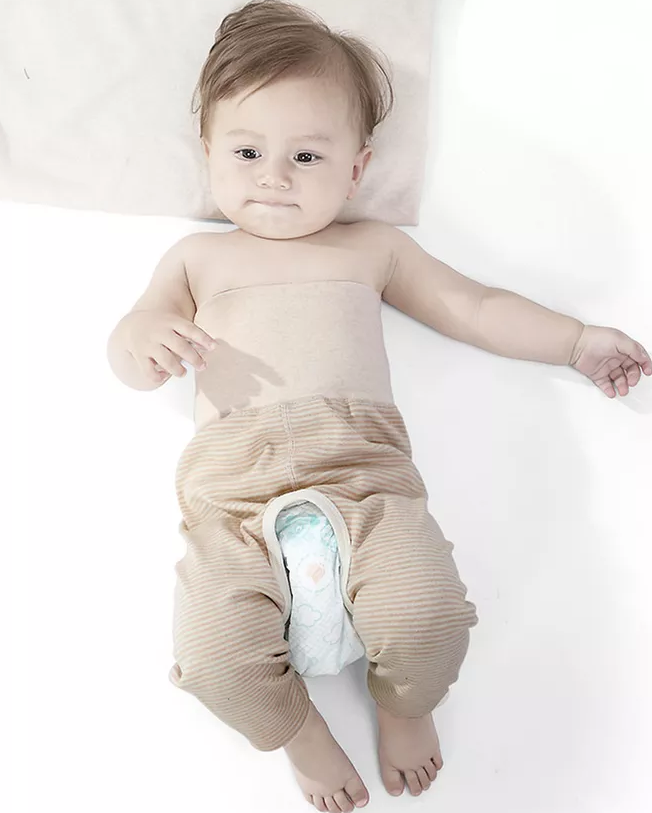 寶寶夏季適合穿紙尿褲還是開襠褲 夏季寶寶穿開襠褲的危害