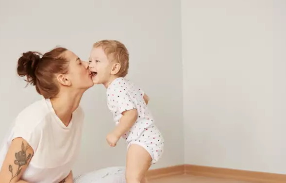 董卿談原生家庭是什么節目 原生家庭對孩子有哪些影響 董卿談原生家庭是什么節目 原生家庭對孩子有哪些影響