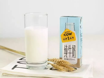 人造奶是什么 人造奶喝牛奶營養一樣嗎