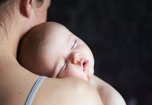 哺乳期喝咖啡對(duì)寶寶的影響怎么看 哺乳期喝咖啡對(duì)寶寶有影響嗎