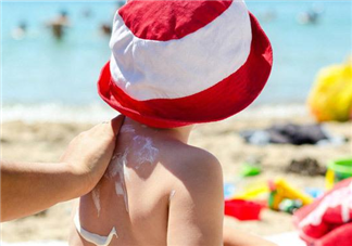 6個月寶寶夏天怎么防曬 6個月寶寶可以用防曬霜嗎