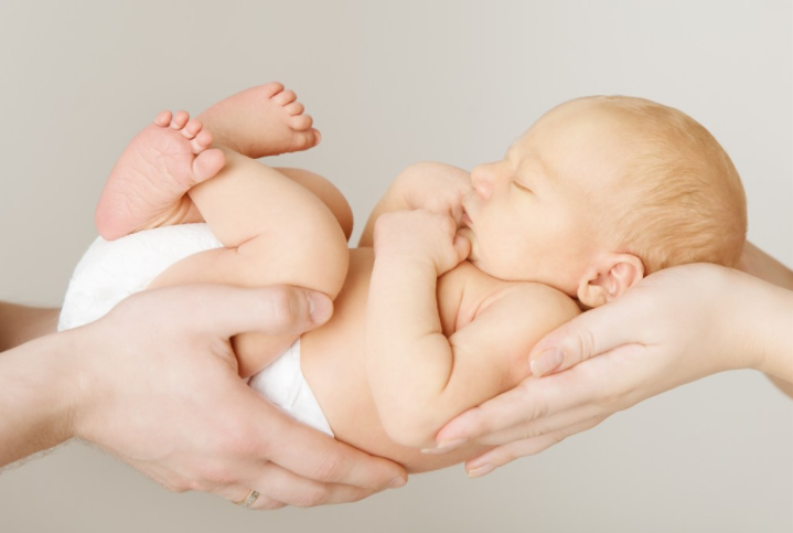 寶寶一百天了的心情感慨 描述寶寶百天的句子