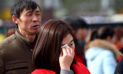 外出打工舍不得孩子的說說 外出打工舍不得孩子心情句子