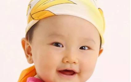 父母都是雙眼皮孩子是單眼皮怎么回事 單眼皮能變成雙眼皮嗎 父母都是雙眼皮孩子是單眼皮怎么回事 單眼皮能變成雙眼皮嗎