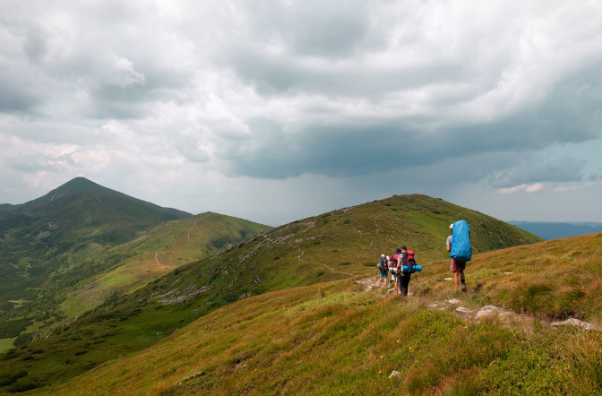 孩子爬山經典語錄 帶孩子爬山心情感慨