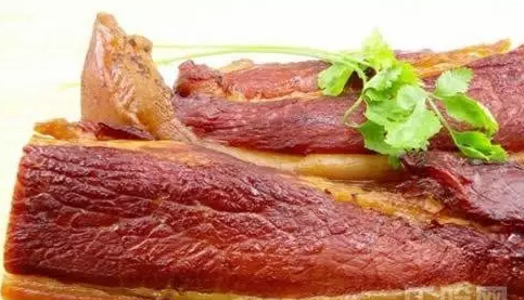 哺乳期能吃臘肉臘腸嗎 哺乳期吃臘魚臘味對寶寶有影響嗎 哺乳期能吃臘肉臘腸嗎 哺乳期吃臘魚臘味對寶寶有影響嗎