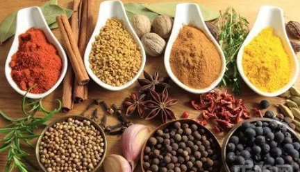 哺乳期能吃臘肉臘腸嗎 哺乳期吃臘魚臘味對寶寶有影響嗎 哺乳期能吃臘肉臘腸嗎 哺乳期吃臘魚臘味對寶寶有影響嗎