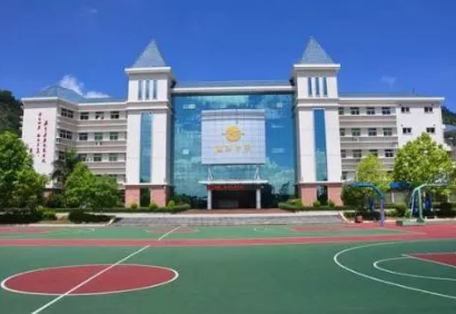 32名高考移民考生取消報名資格是什么情況 取消報名資格的是哪所學校 32名高考移民考生取消報名資格是什么情況 取消報名資格的是哪所學校