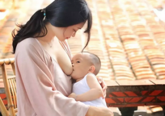 夏天母乳喂養的寶寶需要喝水嗎 母乳喂養有什么好處