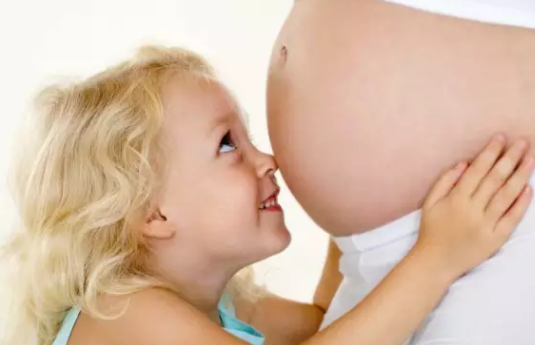 超過預產期兩周正常嗎 超過預產期兩周還不生怎么辦 超過預產期兩周正常嗎 超過預產期兩周還不生怎么辦