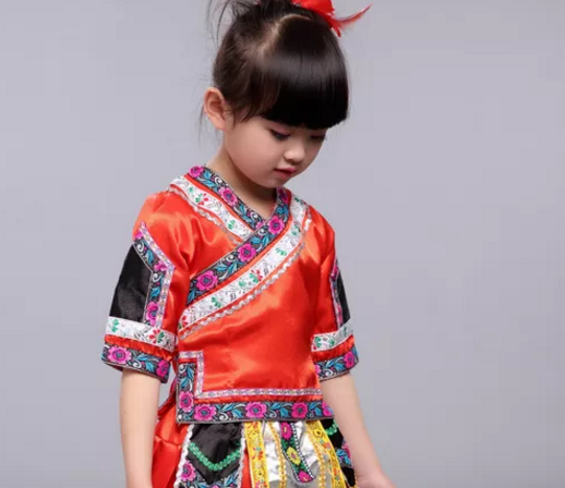 兒童節(jié)孩子表演發(fā)朋友圈配文 六一看孩子表演心情說說 兒童節(jié)孩子表演發(fā)朋友圈配文 六一看孩子表演心情說說