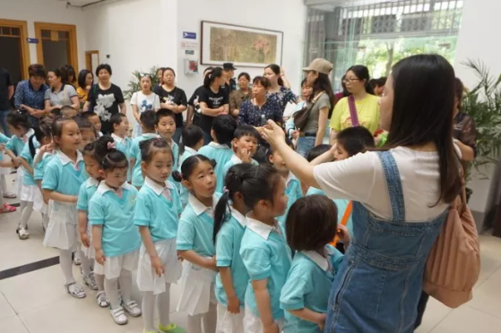 幼兒園參觀博物館活動過程 幼兒園博物館日參觀活動內(nèi)容 幼兒園參觀博物館活動過程 幼兒園博物館日參觀活動內(nèi)容