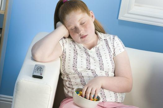 小孩子腰疼是怎么回事 小孩子腰疼是什么原因引起的 小孩子腰疼是怎么回事 小孩子腰疼是什么原因引起的