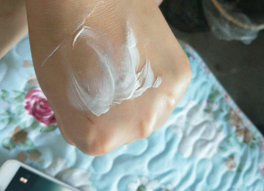 ENPRANI茵葩蘭防曬霜怎么樣 ENPRANI茵葩蘭防曬霜孕婦能用嗎 ENPRANI茵葩蘭防曬霜怎么樣 ENPRANI茵葩蘭防曬霜孕婦能用嗎