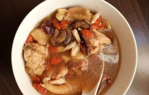 哺乳期吃花膠能下奶嗎 哺乳期吃花膠的好處有哪些 哺乳期吃花膠能下奶嗎 哺乳期吃花膠的好處有哪些