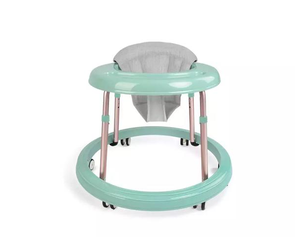 剛學(xué)走路的寶寶可以用學(xué)步車嗎 如何教寶寶學(xué)走路