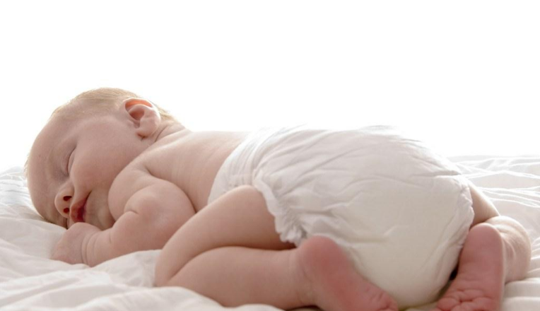 寶寶便便后需要用殺菌紙巾來清潔嗎 寶寶屁屁怎么洗比較好 寶寶便便后需要用殺菌紙巾來清潔嗎 寶寶屁屁怎么洗比較好