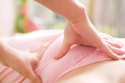 哺乳期乳頭破了能抹藥么 哺乳期乳頭破了還能喂奶嗎