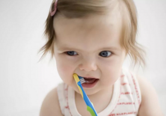 孩子天天刷牙也會(huì)蛀牙嗎 如何預(yù)防寶寶蛀牙