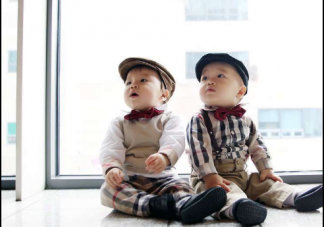 懷雙胞胎的媽媽都會(huì)有哪些特征 哪些人更容易生雙胞胎