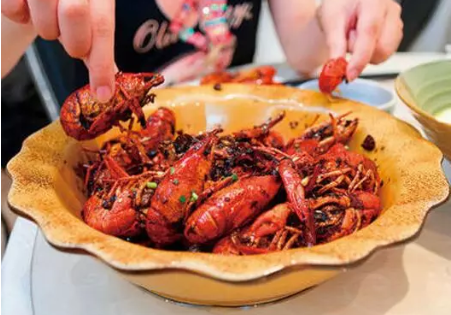 懷孕吃小龍蝦能補鈣嗎 孕婦吃小龍蝦能吃蝦頭嗎