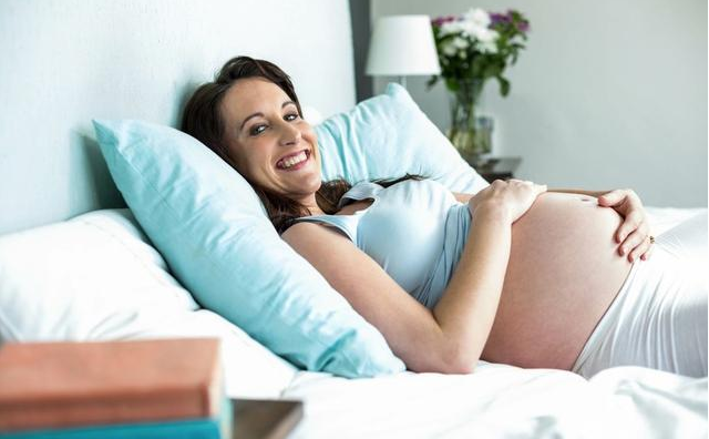 夜里胎動頻繁正常嗎 胎動異常的兩種表現