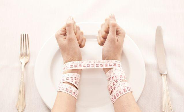 不吃晚餐可以減肥嗎 想要減肥晚餐怎么吃 不吃晚餐可以減肥嗎 想要減肥晚餐怎么吃