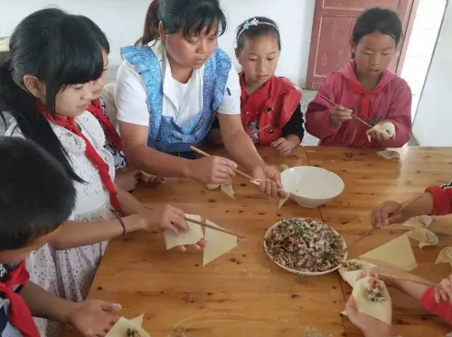 小學(xué)端午節(jié)活動(dòng)報(bào)道2019 小學(xué)端午節(jié)節(jié)活動(dòng)新聞稿五篇