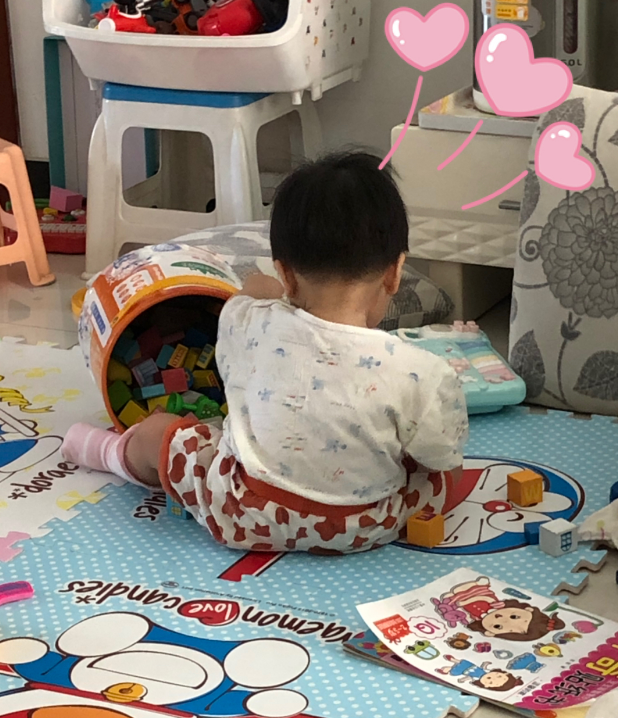 贊美小孩學走路的句子 孩子會走路了怎么表達夸贊他的心情 贊美小孩學走路的句子 孩子會走路了怎么表達夸贊他的心情