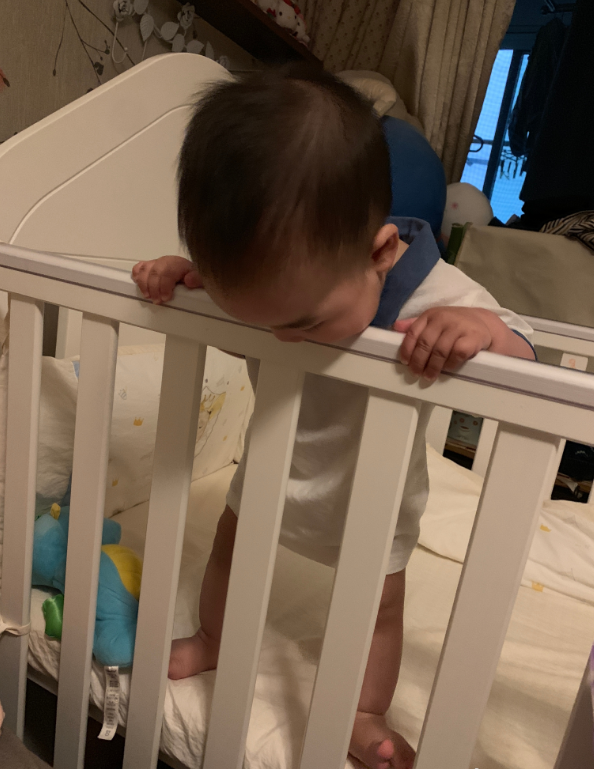 陪著孩子學走路的說說 孩子學會走路的心情怎么表達