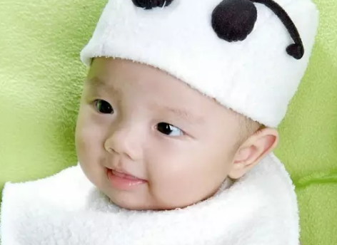 寶寶口腔潰瘍反復發作是怎么回事 寶寶口腔潰瘍是缺鋅了嗎