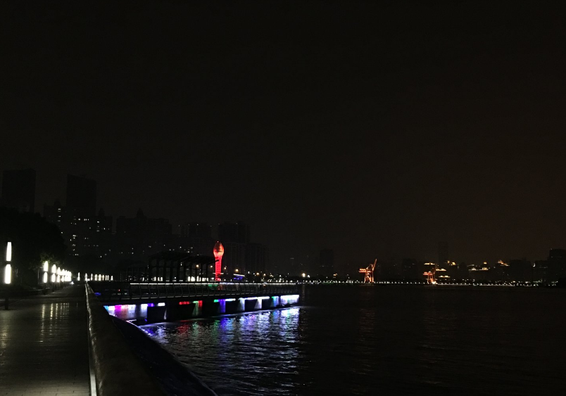 描寫夏天蟬鳴的句子 關于夏天的優美短句說說 描寫夏天蟬鳴的句子 關于夏天的優美短句說說